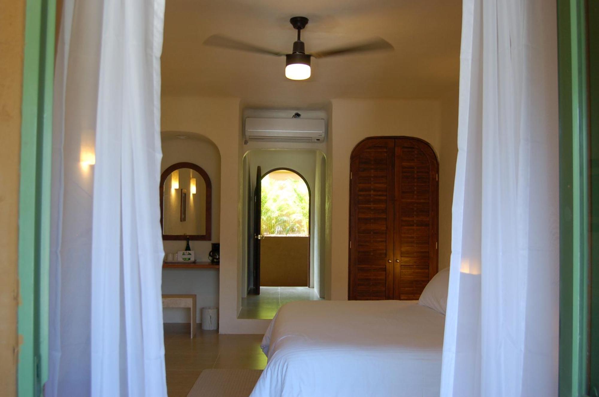 Hostal De La Luz - Spa Holistic Resort Tepoztlán Szoba fotó
